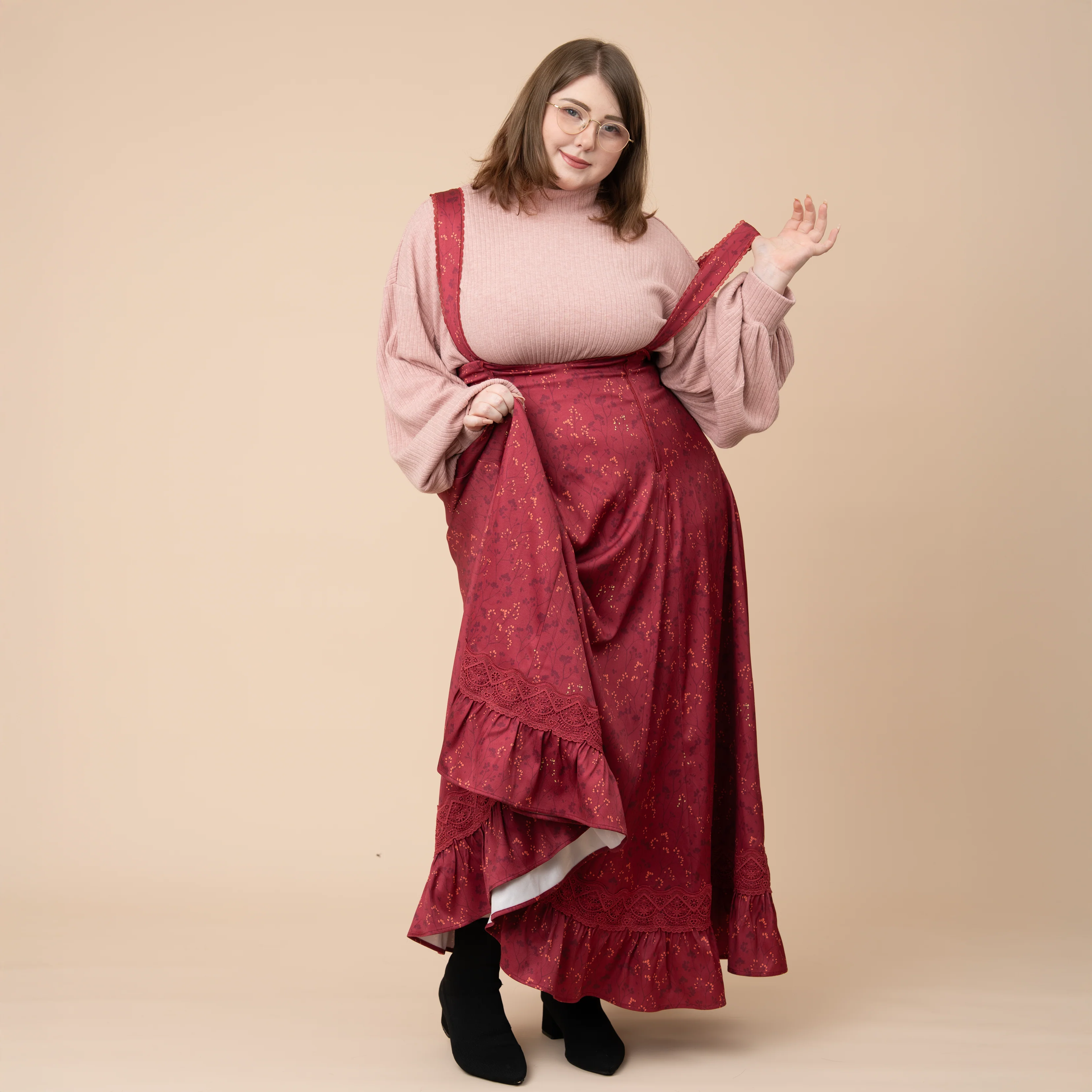 Cottage Jumperskirt in Wine - Image 7