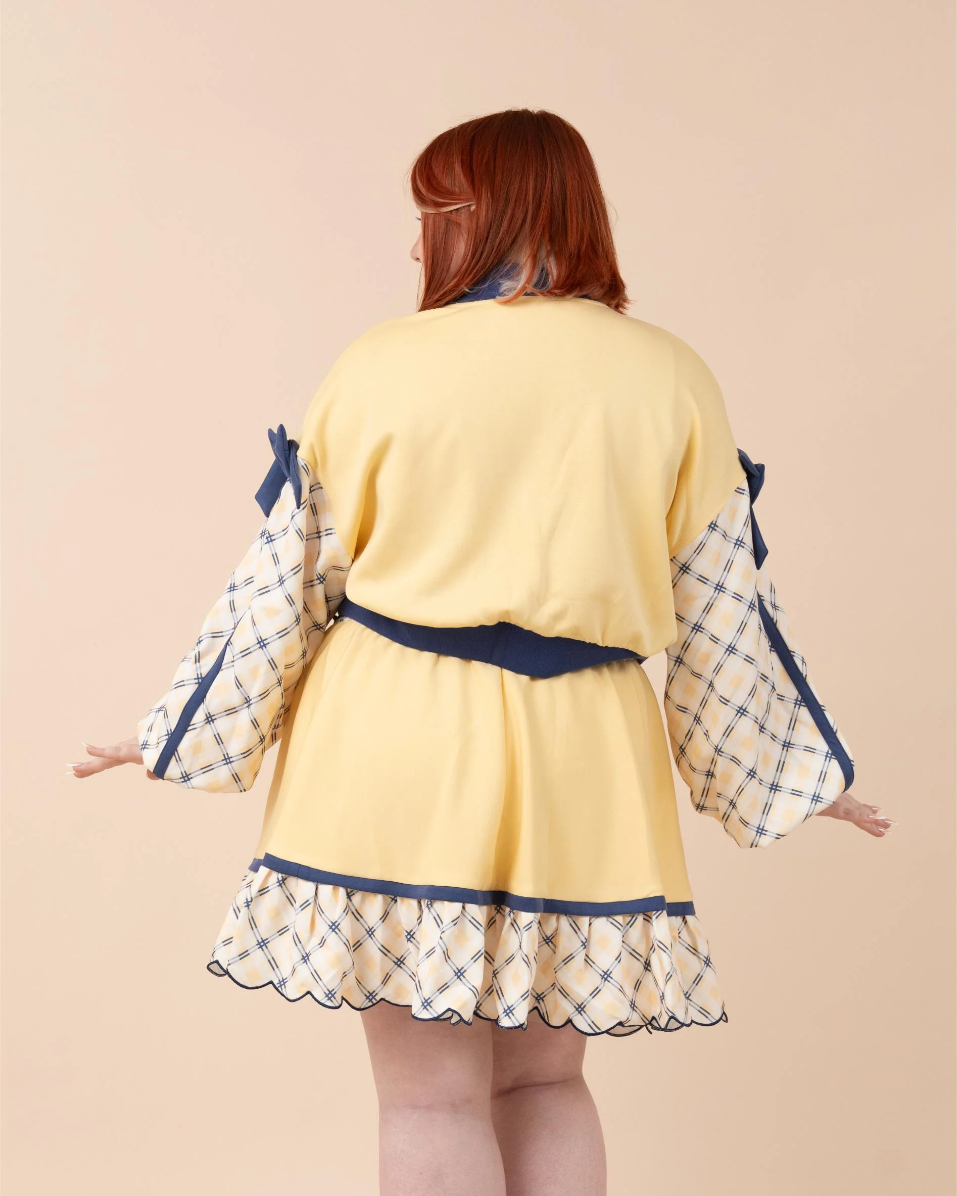 Cropped Butter Sweater - Image 5