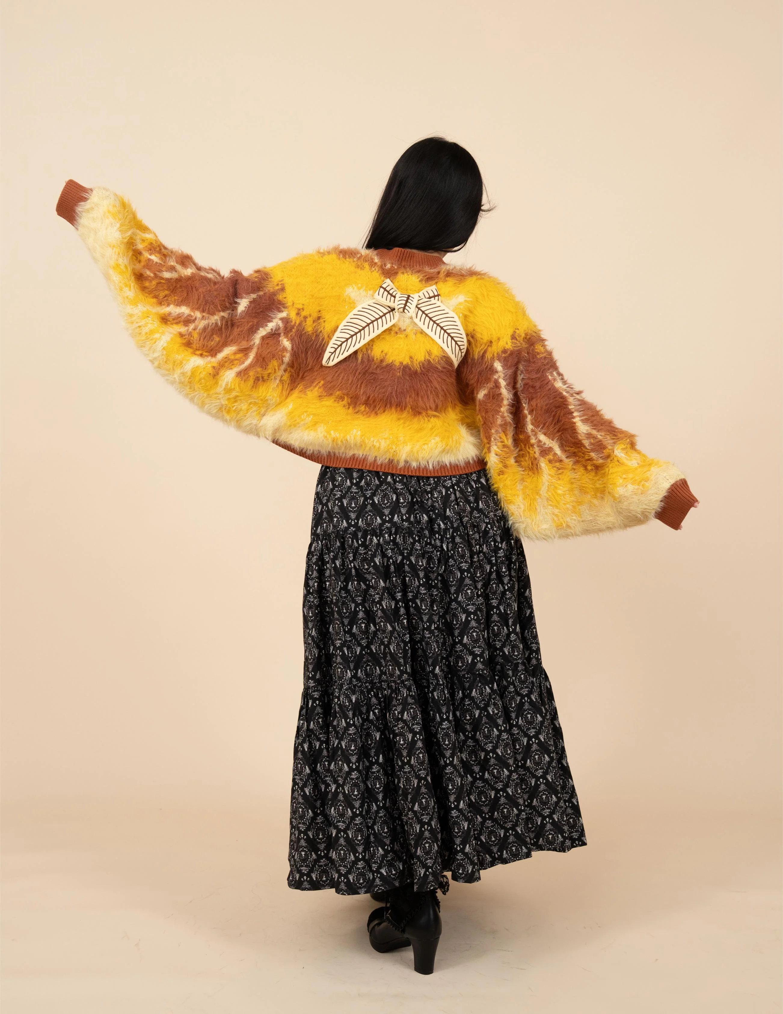 Flannel Moth Cropped Cardigan - Image 6
